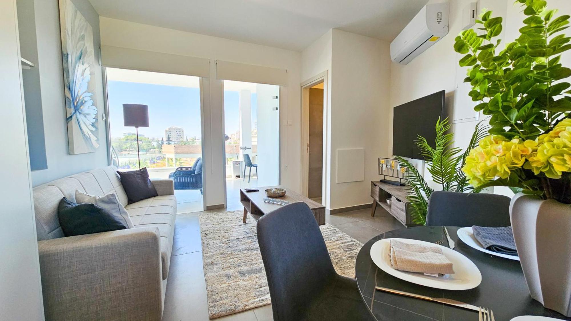 Sealife Citycenter Residences Ларнака Екстер'єр фото